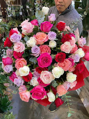 Dozen Roses Vase Arrangement